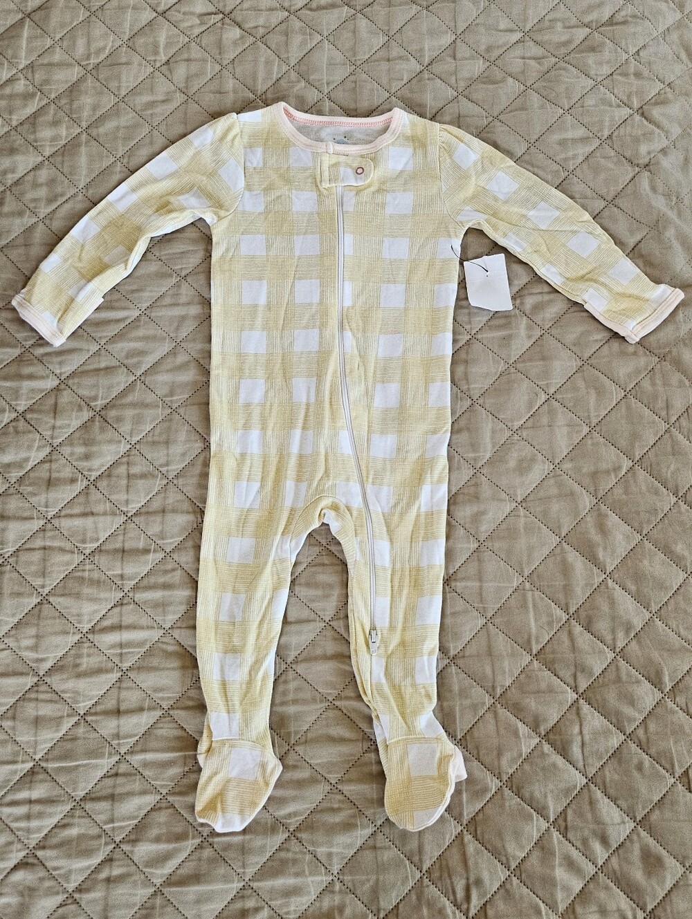 Baby onesie size 6-9M, brand is Cloud Island, baby pajamas, sleepwear.